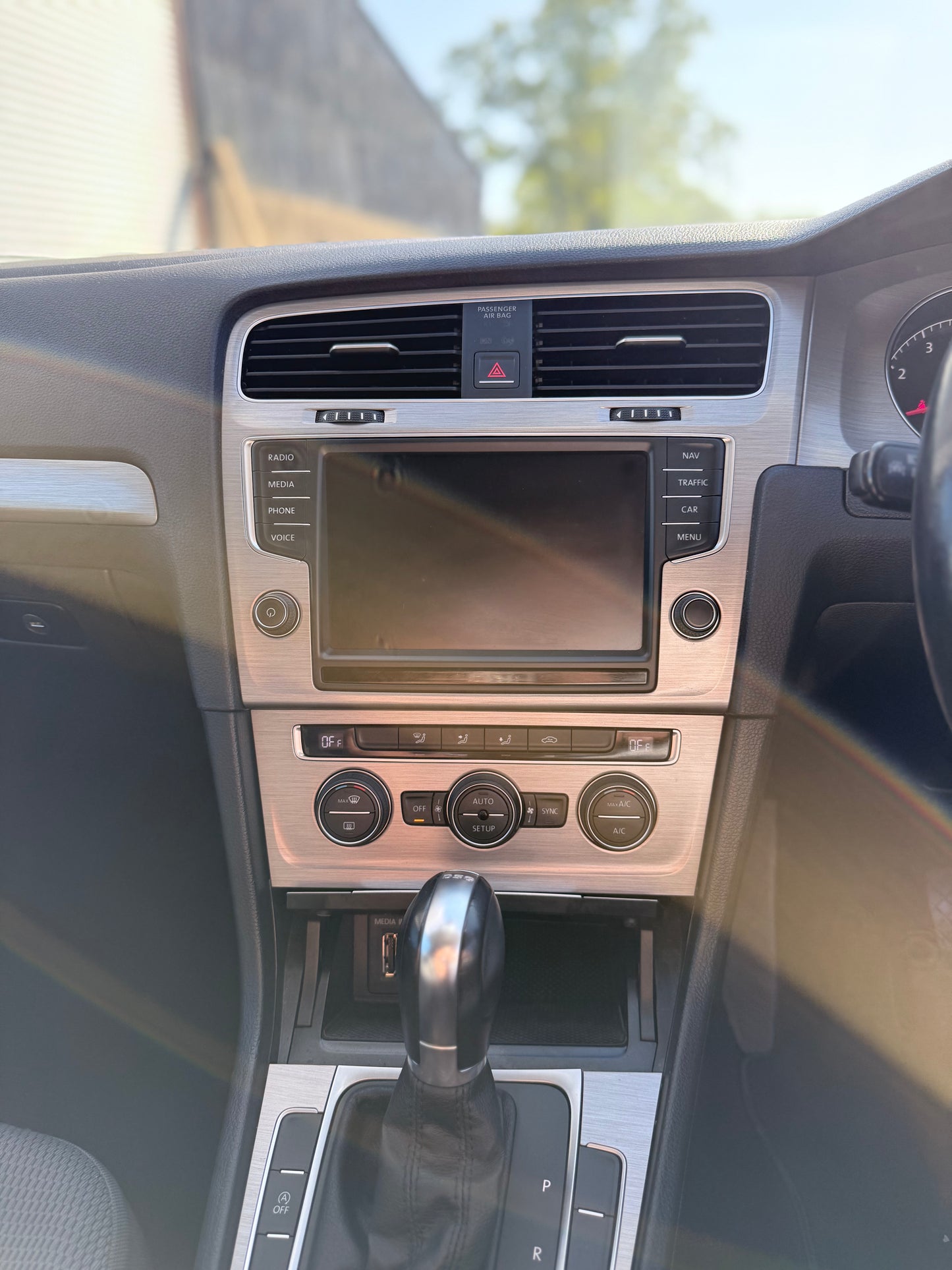 Volkswagen Golf - Blue