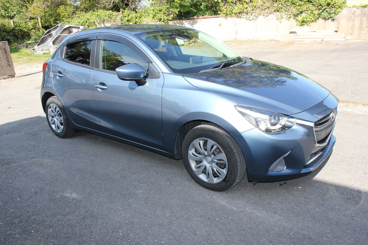 Mazda Demio