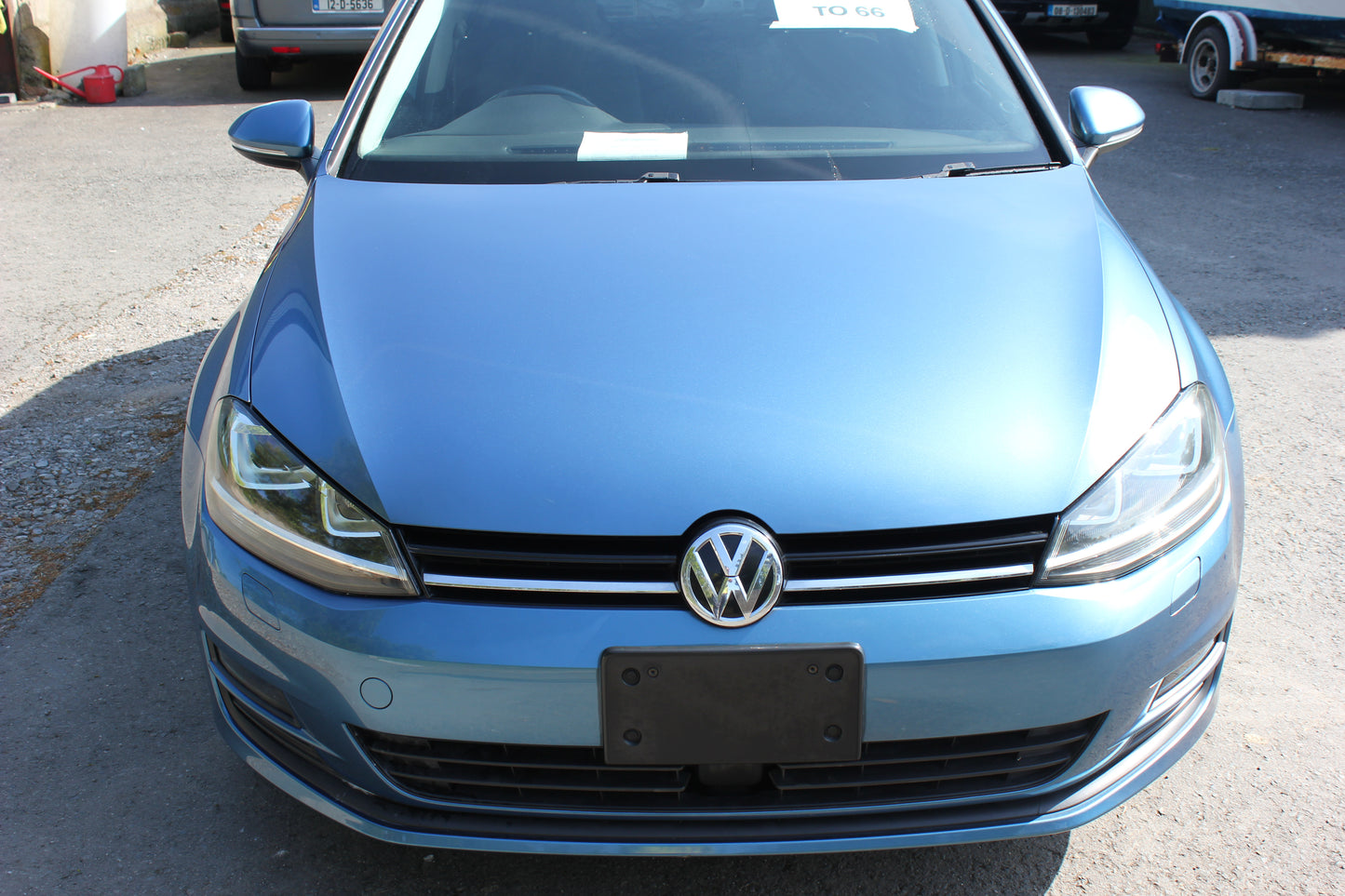Volkswagen Golf - Blue