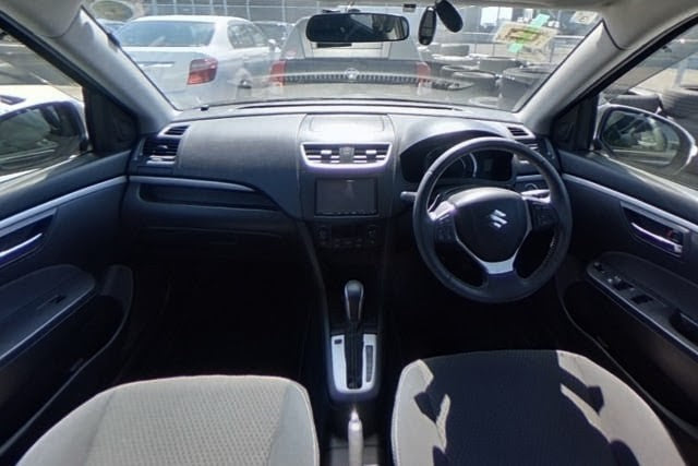 Suzuki Swift Silver