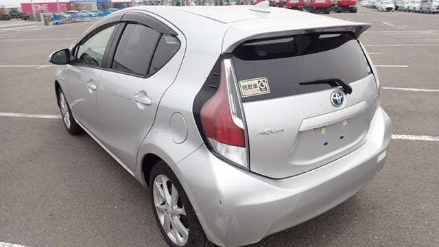 Toyota Aqua Hybrid - SOLD
