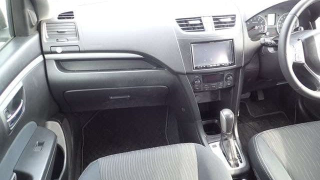 Silver Suzuki Swift - SOLD