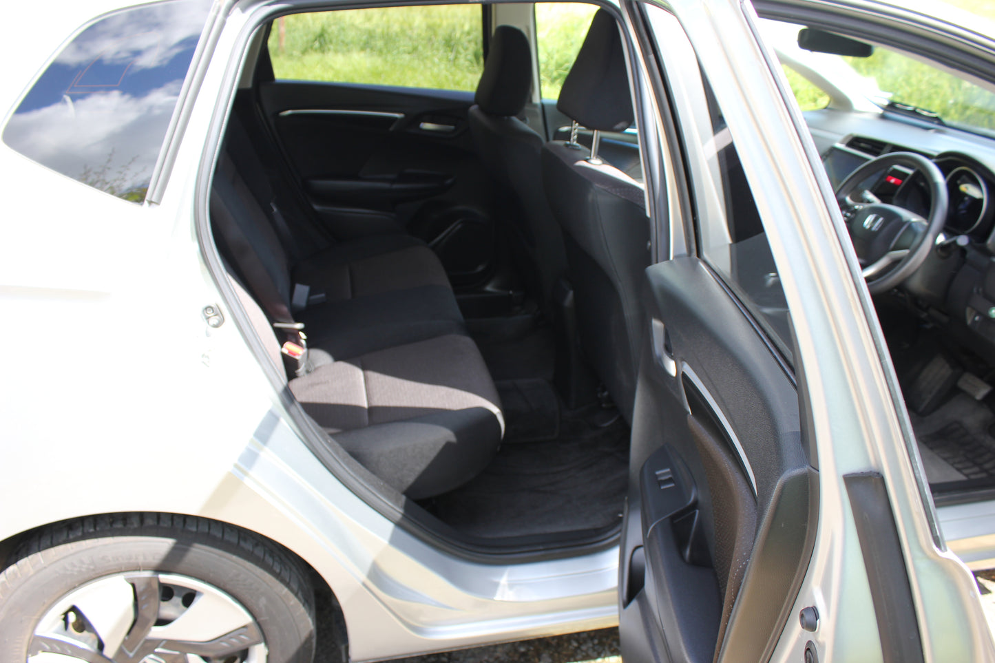 Honda FIT HYBRID - SOLD