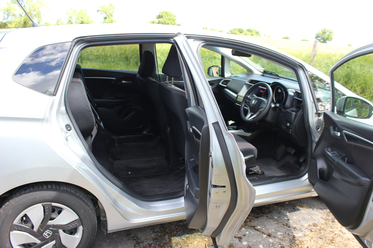 Honda FIT HYBRID - SOLD