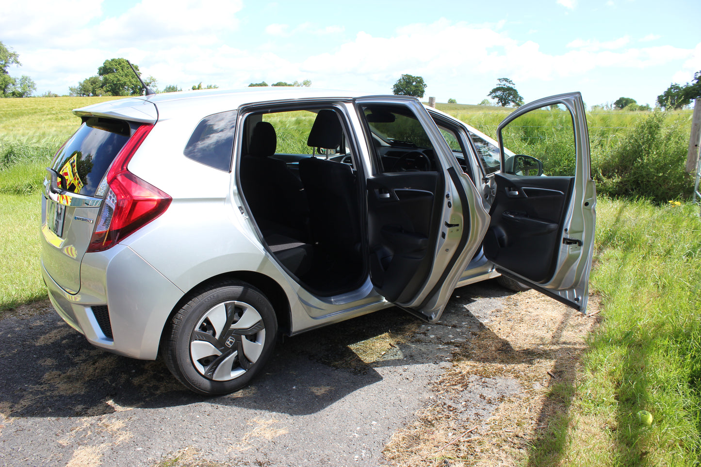 Honda FIT HYBRID - SOLD