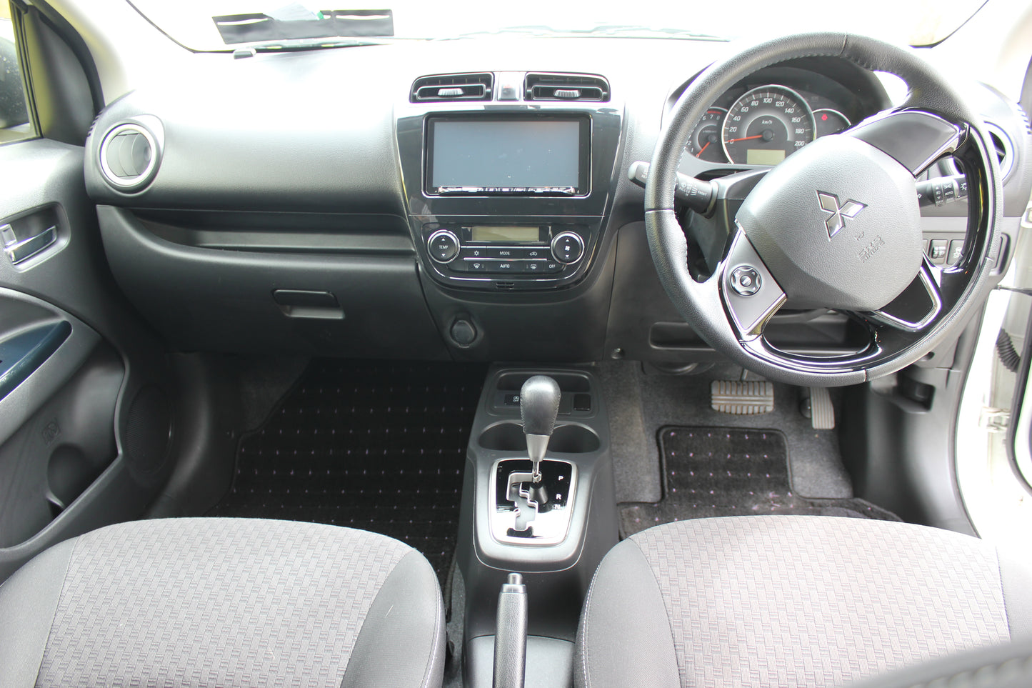 Mitsubishi Mirage