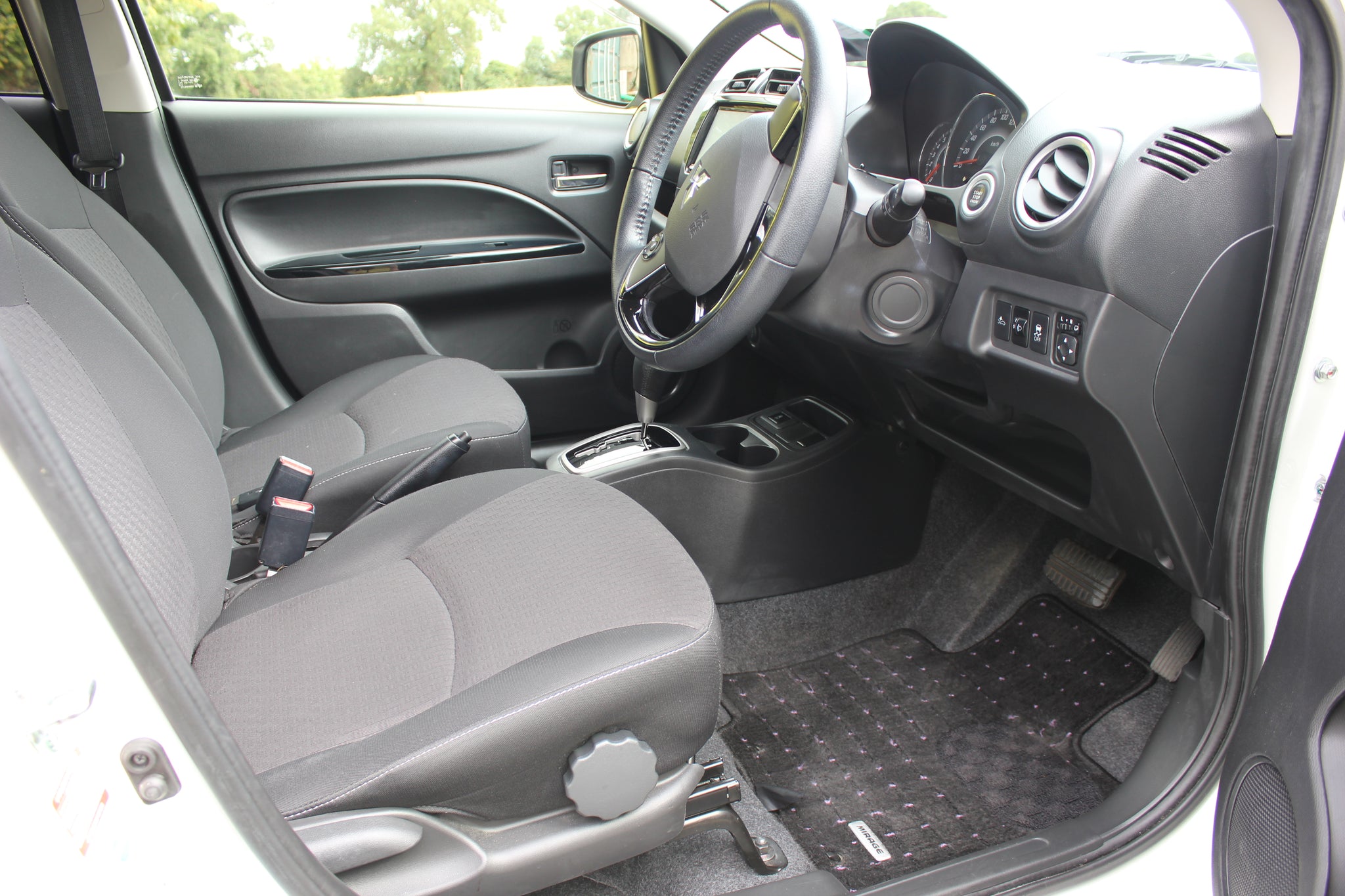 Mitsubishi Mirage