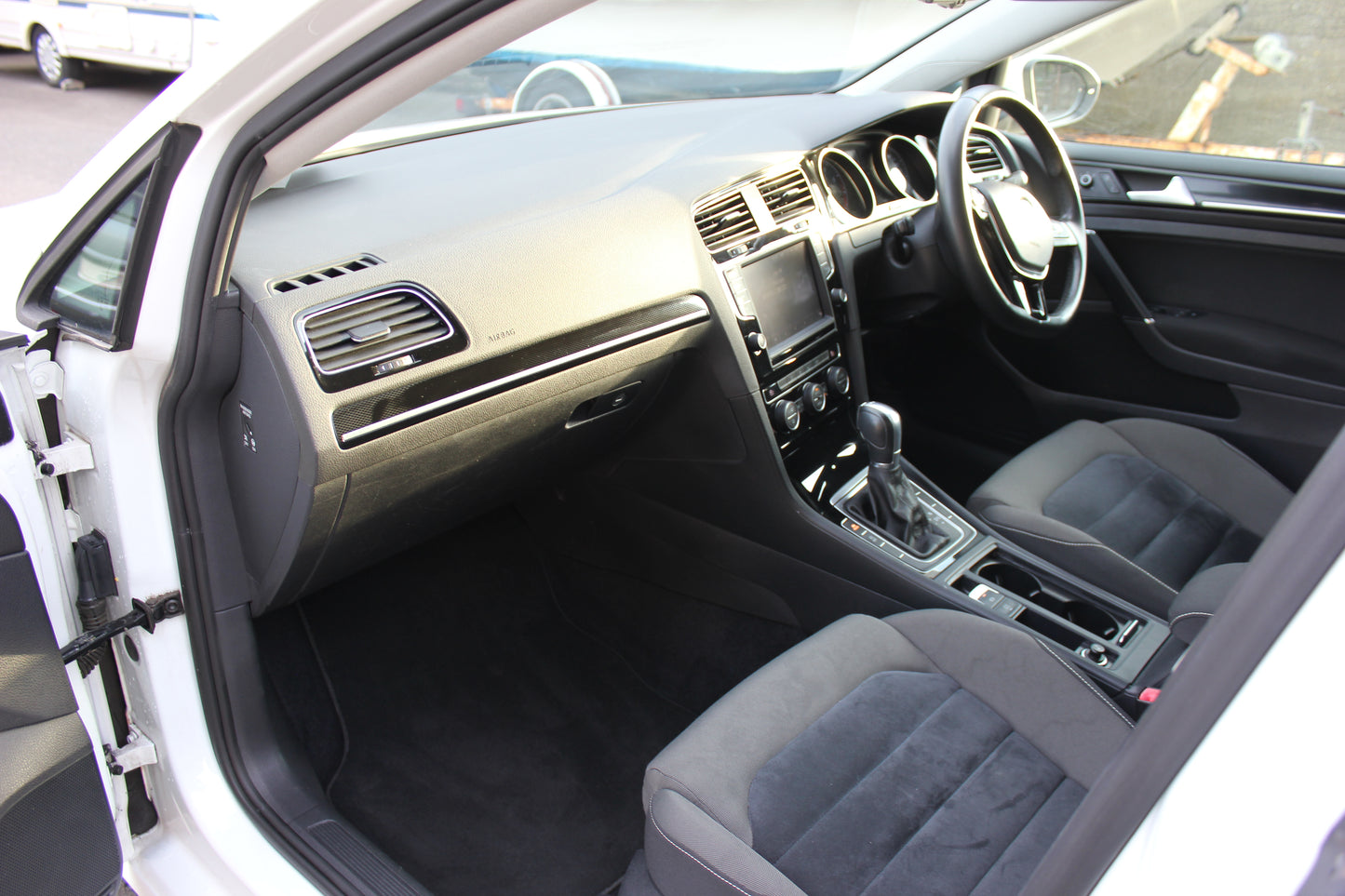 White VW Golf - SOLD