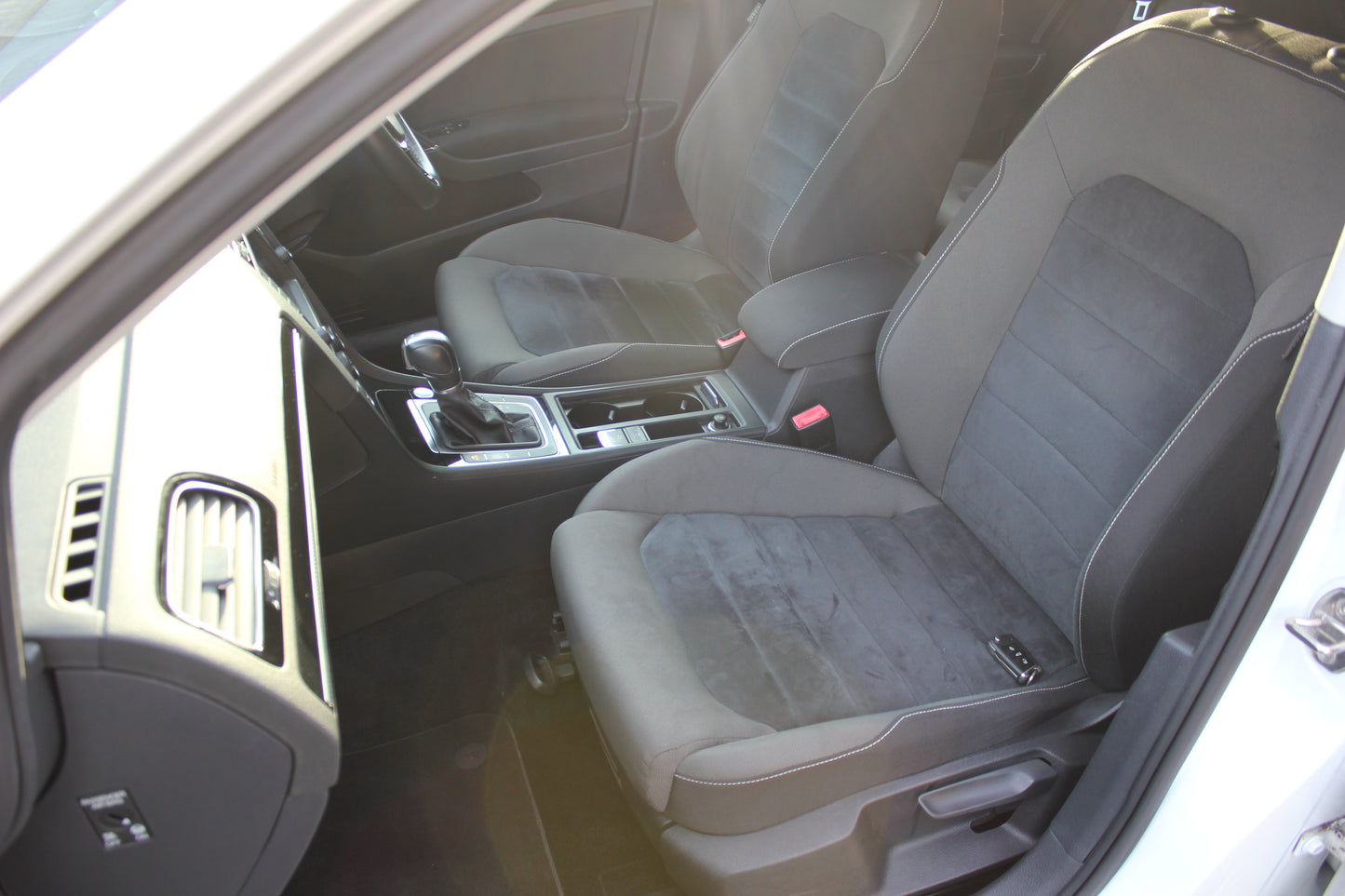 White VW Golf - SOLD