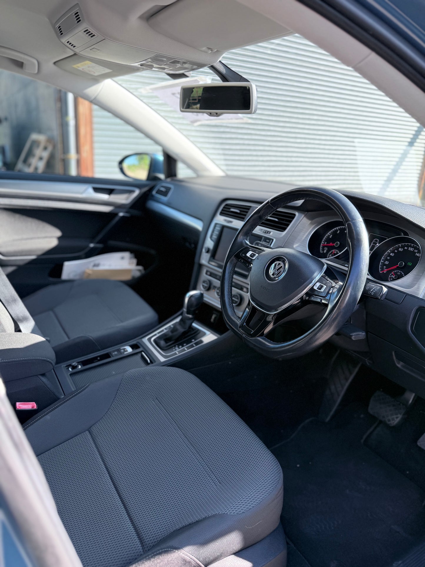 Volkswagen Golf - Blue