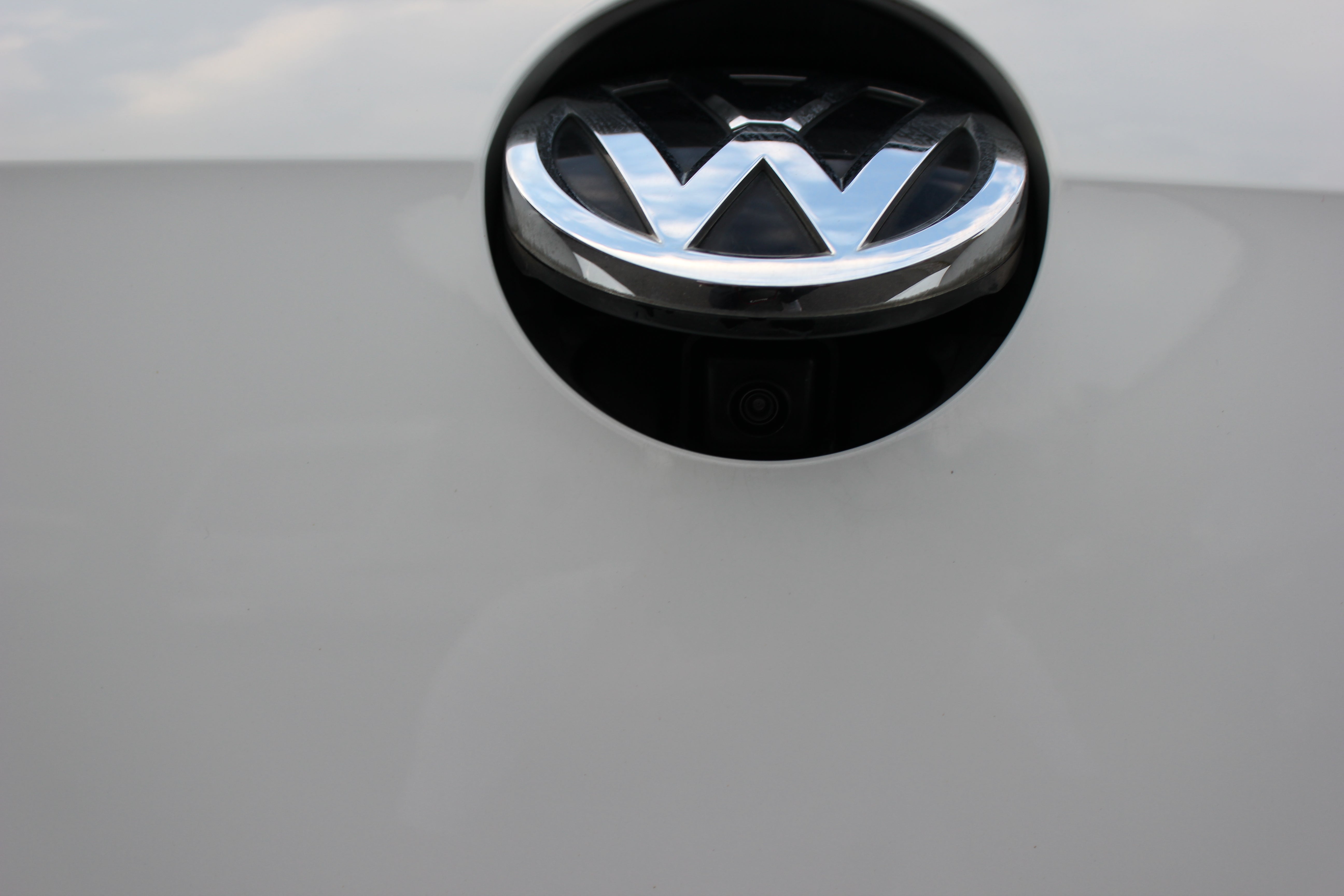 White VW Golf