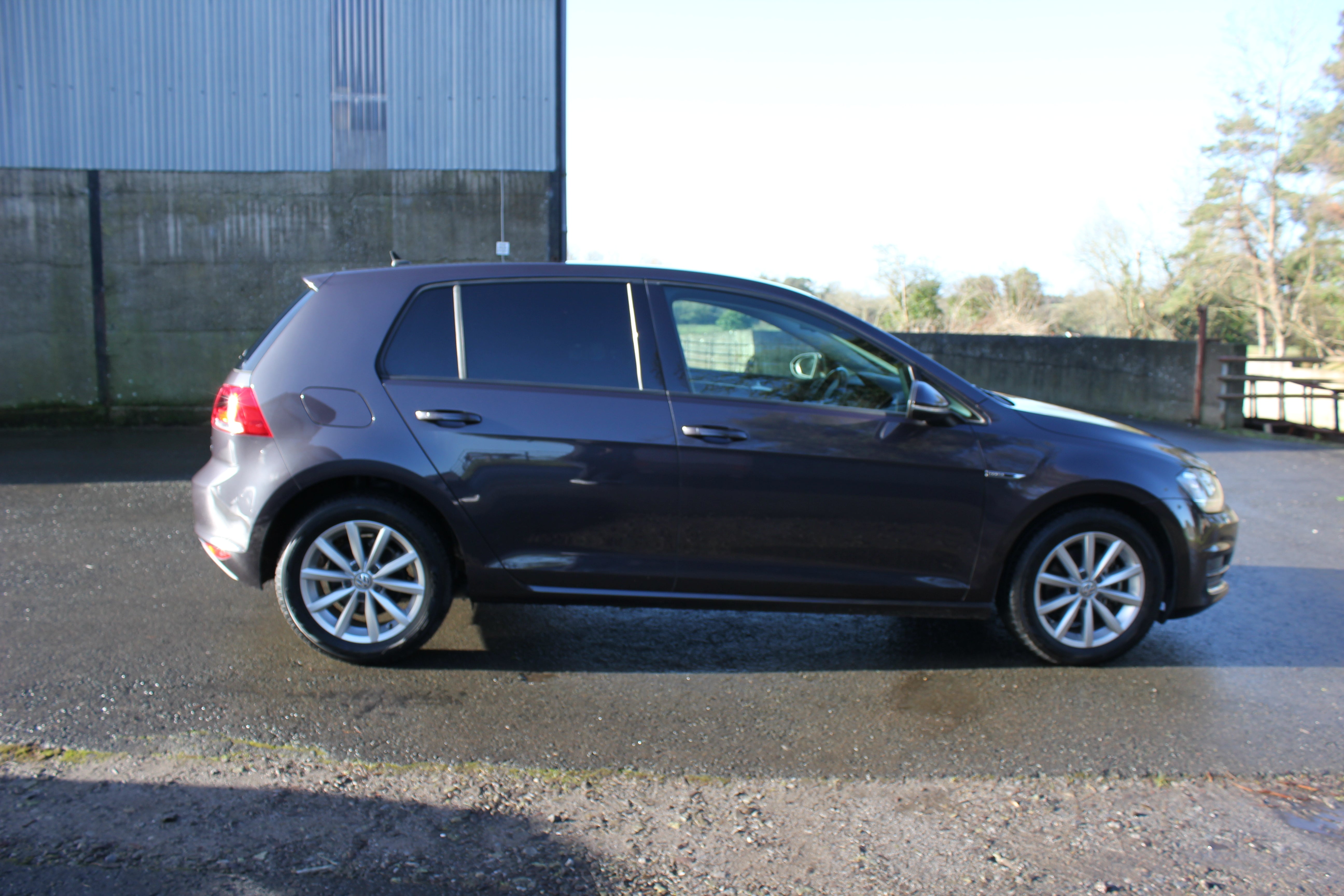 VW Golf Lounge - SOLD