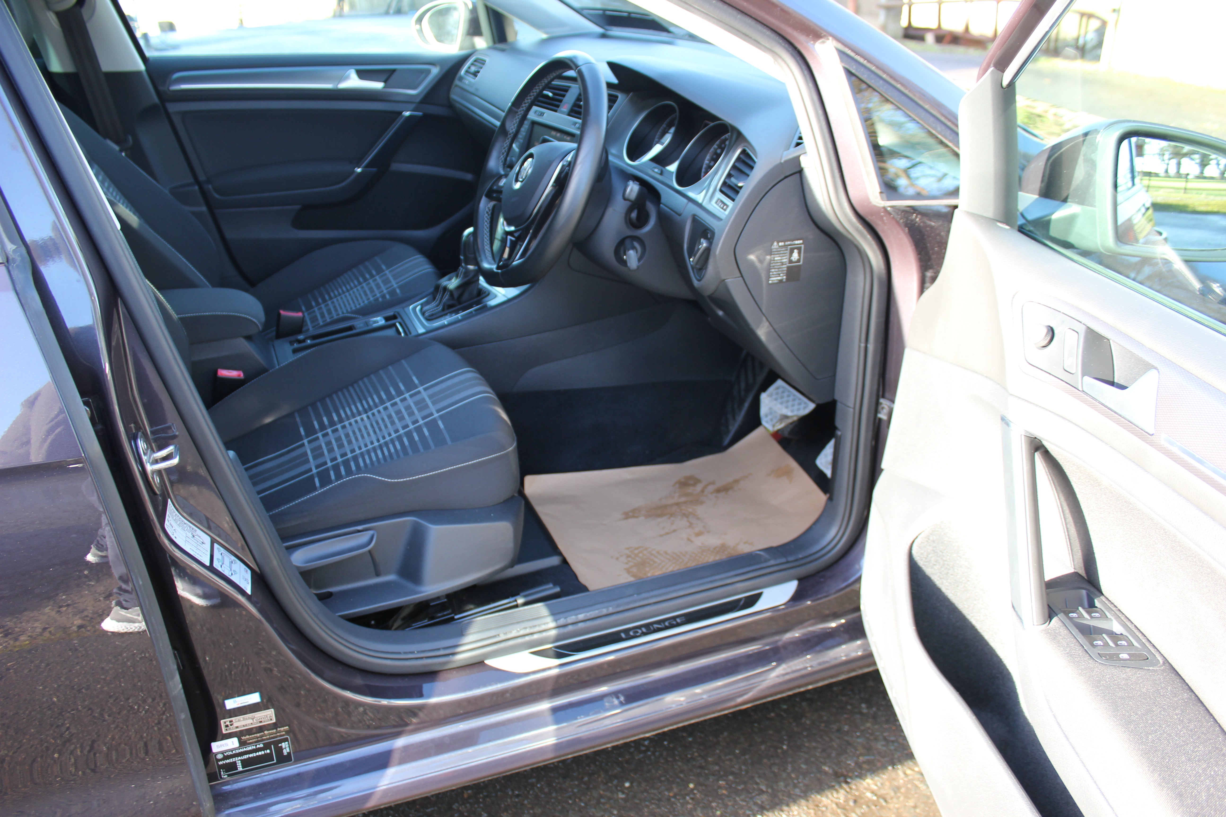 VW Golf Lounge - SOLD