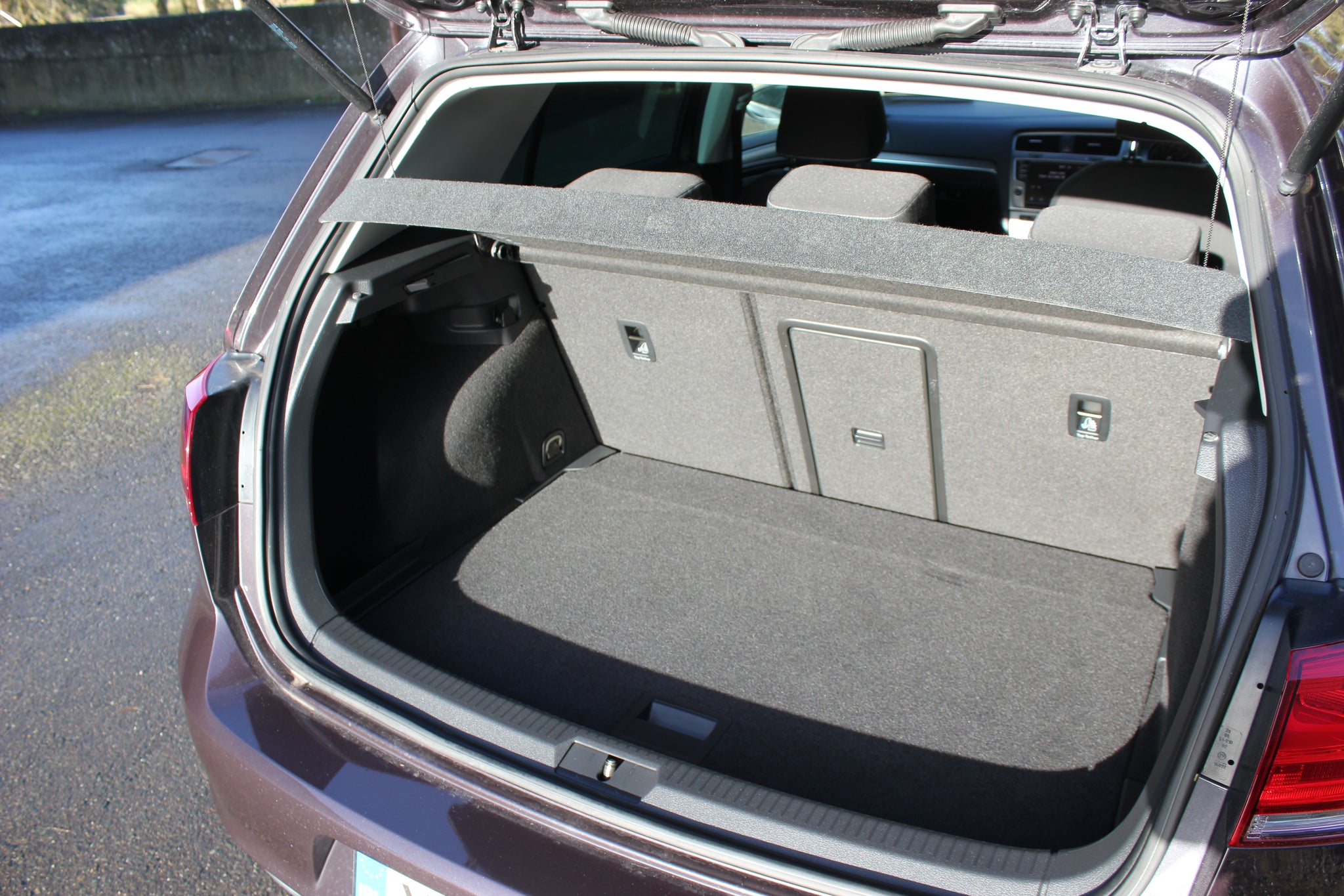 VW Golf Lounge - SOLD