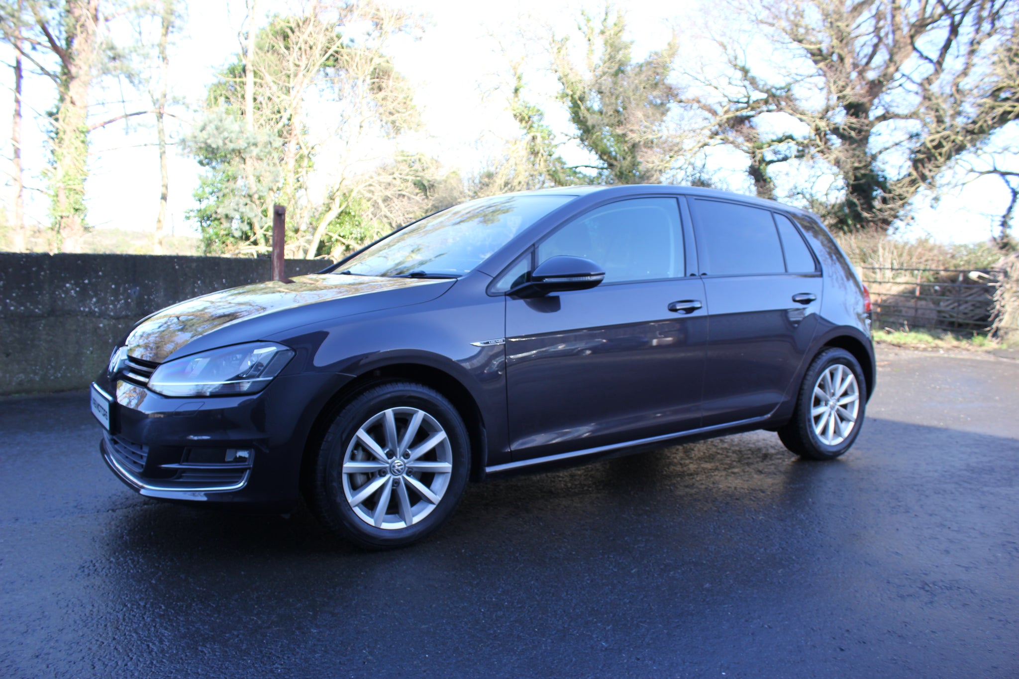 VW Golf Lounge - SOLD