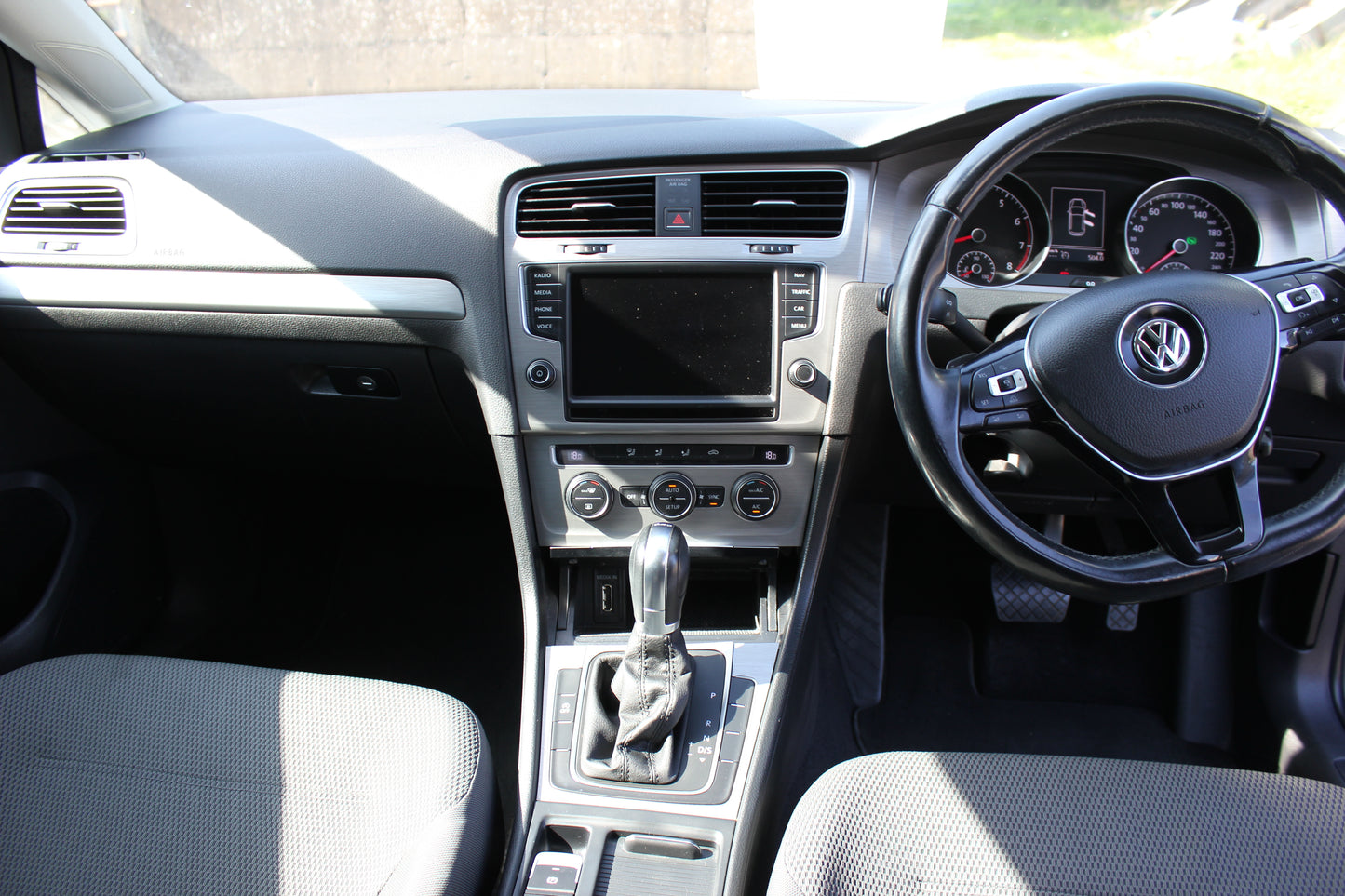 Volkswagen Golf - Blue