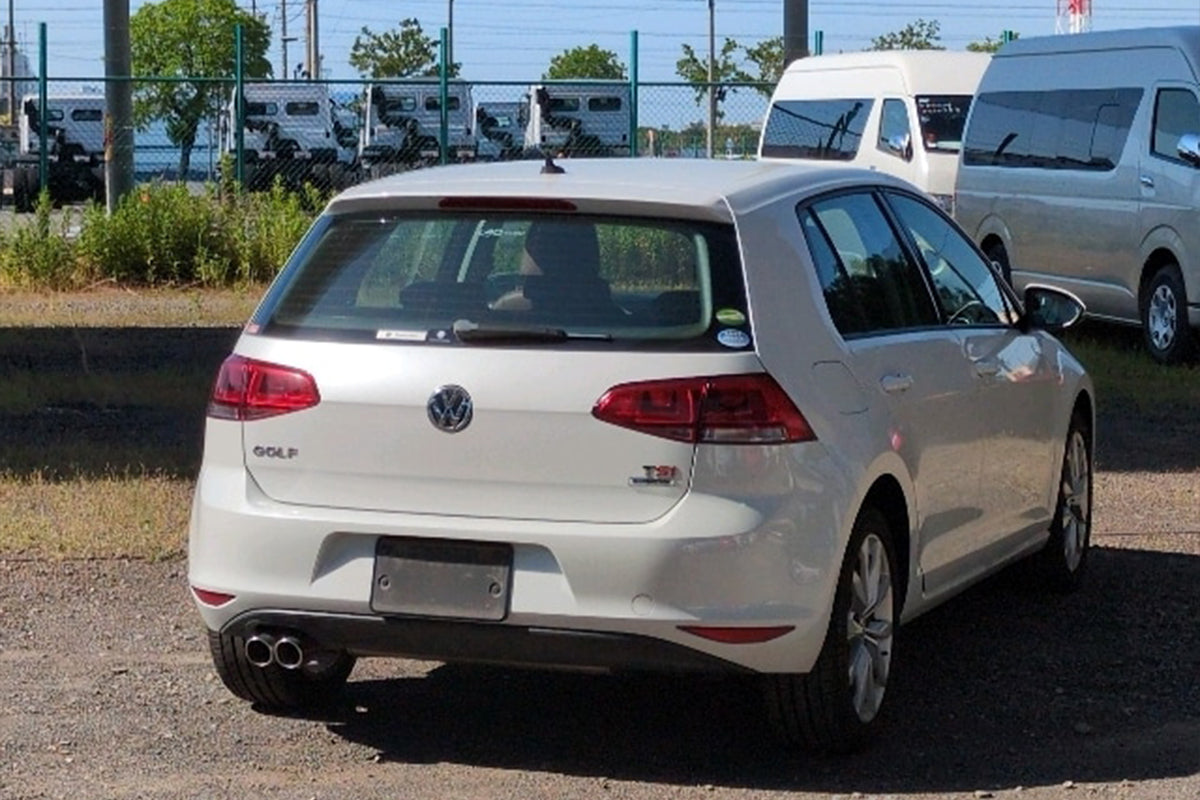Pearl VW Golf