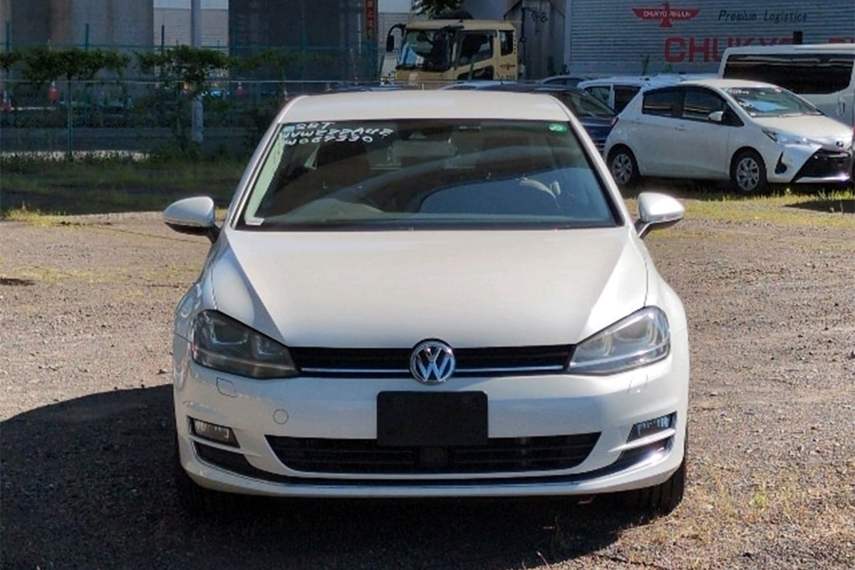 Pearl VW Golf